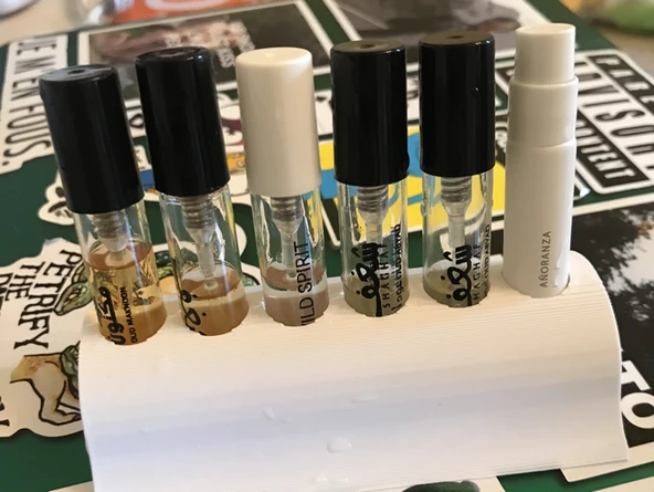 Byr Parfüm test standı (Sadece Plastik Aparattır!!!) 3D - 4