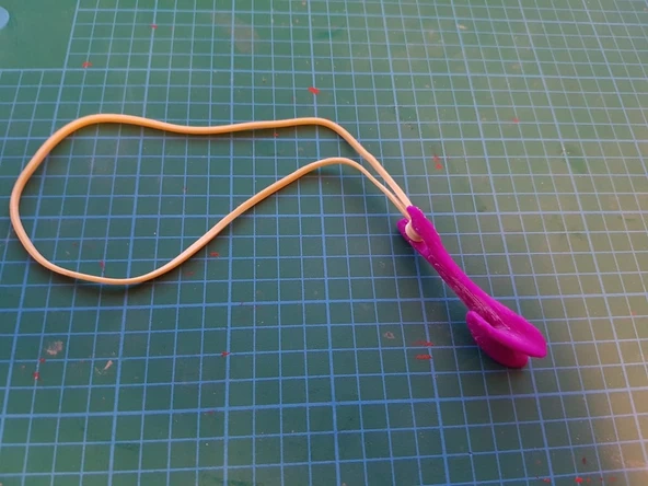 Byr Bisiklet Pantolon Kelepçesi (lastik bantlar için) (Plastik Aparattır!!!) 3D - 2