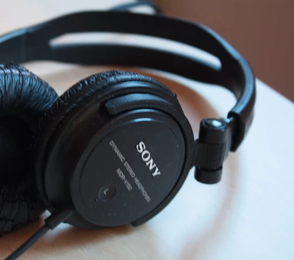 Byr Sony MDR-V150 Kulaklık Tamiri (Plastik Aparattır!!!) 3D ürün görseli