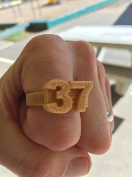 Byr 37 Yüzük (Plastik Aparattır!!!) 3D ürün görseli