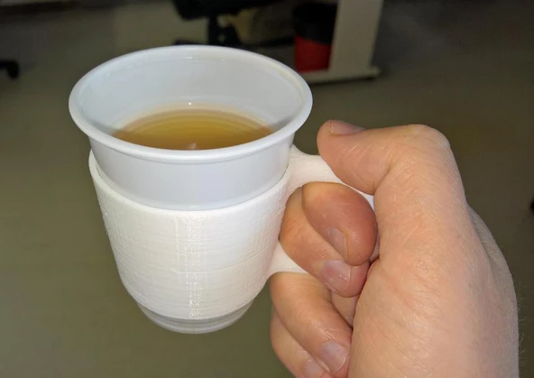 Byr Çay bardağı tutucu (Sadece Plastik Aparattır!!!) 3D