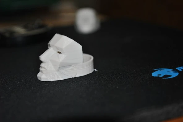 Byr Düşük Poli Maske Halkası Sürümü (Plastik Aparattır!!!) 3D - 1