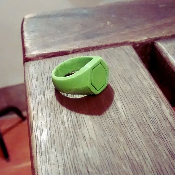 Byr Siyah YÜZÜK (Plastik Aparattır!!!) 3D ürün görseli