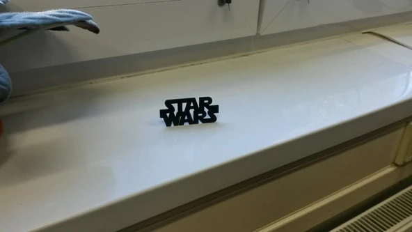 Star Wars logosu tek başına (Plastik Aparattır!!!)