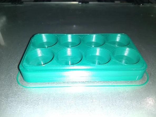 Byr Eski BaseGio Aile Arması (Kırmızı Şerit) ile Yüzük (Plastik Aparattır!!!) 3D ürün görseli