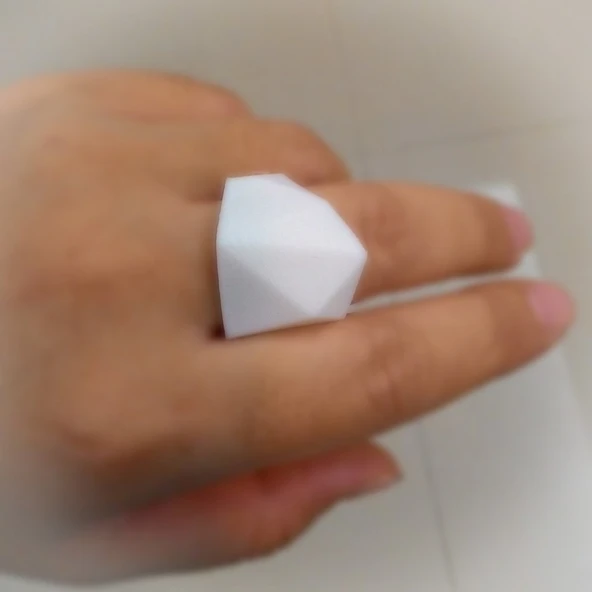 Byr Yönlü Yüzük, boyut: us 11 (Plastik Aparattır!!!) 3D ürün görseli