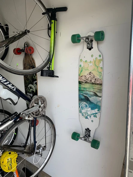 Byr Kamyonların içinden geçmek için Longboard duvar montajı T3562883 3D - Resim 7