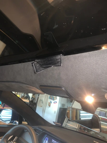 Tesla Model S/X Güneş gözlüğü tutucusu T4329867