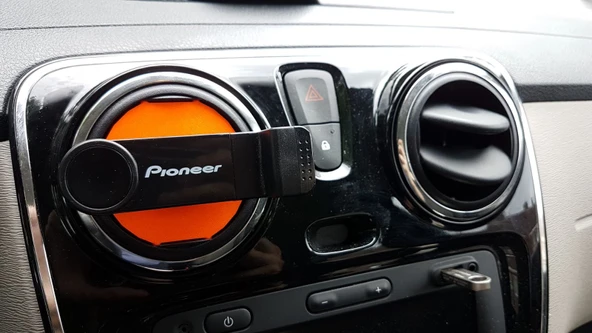 Byr Havalandırma Kapağı - Telefon Tutucu - Dacia Lodgy T4489181 3D - 2