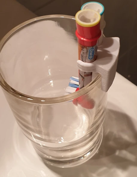 Byr Oral-B diş fırçası tutucusu T3447333 3D - Resim 2