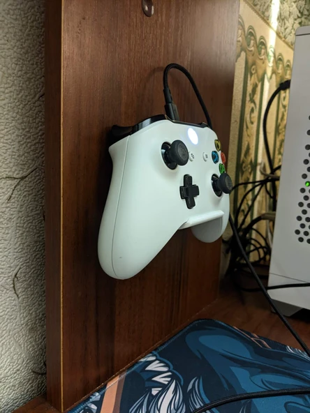 Byr XBOX One Oyun Kolu Tutucu T5553147 3D - 3