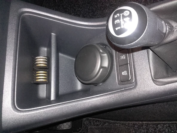 Byr volkswagen UP bozuk para tutucu T1611481 3D - Resim 4