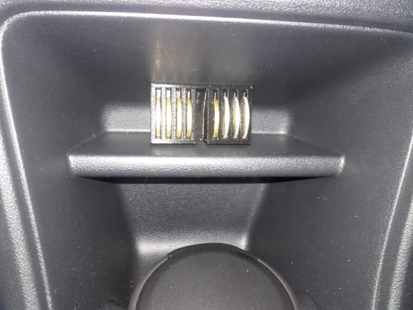 Byr volkswagen UP bozuk para tutucu T1611481 3D - Resim 5