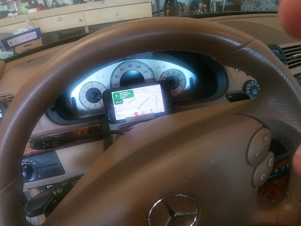 Mercedes 2009 E350 Kontrol Paneli için iPhone 10 Tutucu T4698049