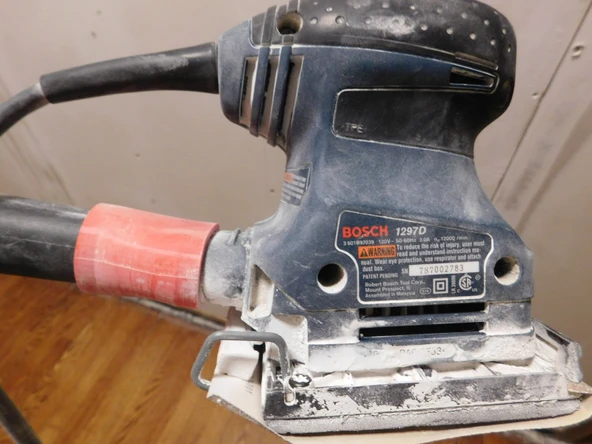 Byr Bosch 1297D çeyrek sayfa zımpara makinesinden 1-1/4" vakum hortumu adaptörüne T3269045 3D - 3