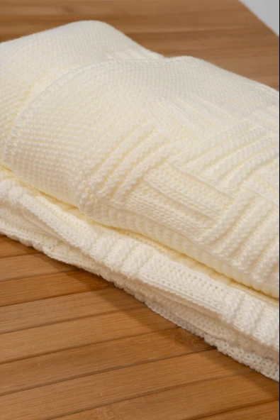 Desenli Örgü Dokulu Bebek Battaniyesi Krem (85 x 90) - 6