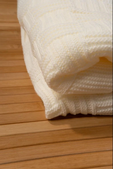 Desenli Örgü Dokulu Bebek Battaniyesi Krem (85 x 90) - 5