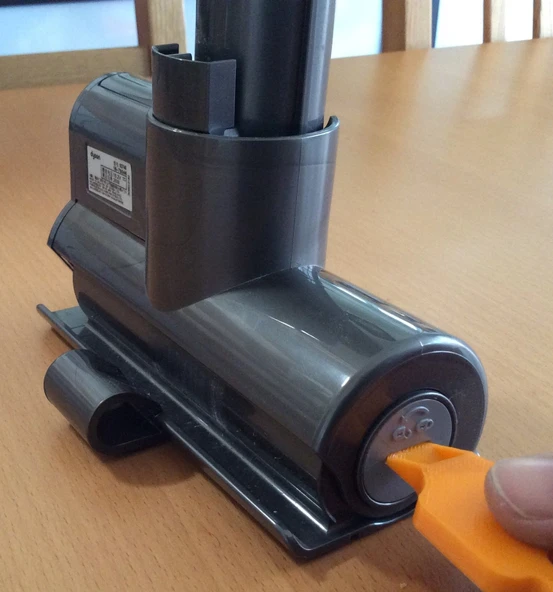 Byr Dyson'ın fırçalarını sökmeye yarayan alet. T843885 3D - Resim 3