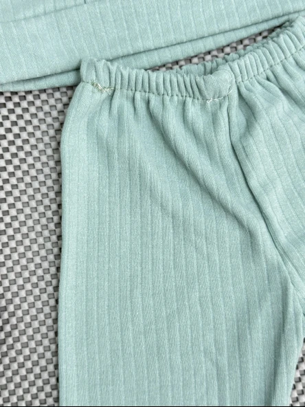 Kız Bebek Basic Eşofman Takımı Bisiklet Yaka Ribanalı Paça Uzun Kol Açık Yeşil - Resim 4