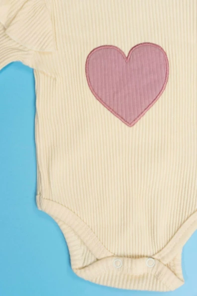 Kalpli Çıtçıtlı  3'lü Kız Bebek Takımı Fırfır Detaylı Krem & Mor - 4