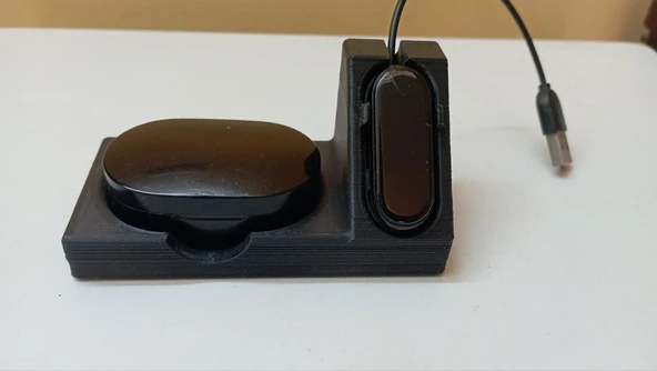 Mi Band 4 Şarj Ünitesi ve Kulaklık Tutucusu Siyah 6479450 - 2