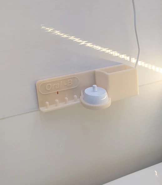 Şarj Cihazı ve Diş Fırçası Tutucu Oral-B Beyaz 2703428