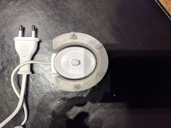 Diş Fırçalığı Tutucu  4'lü Oral-B İçin Beyaz 1260644 - 2