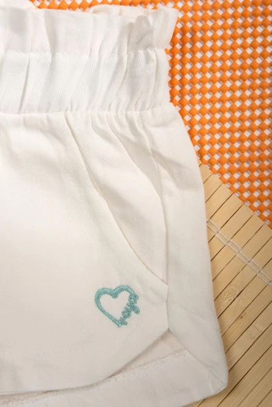 İnce Çizgili Kalp Armalı Body ve Cepli Beyaz Şortlu 2'li Yazlık Bebek Takımı Beyaz - Resim 4