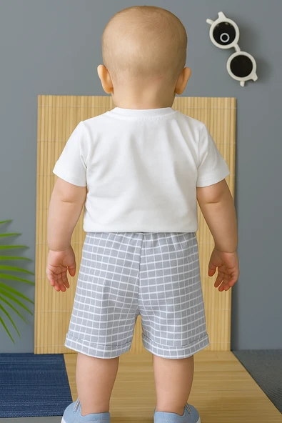 Köpek Baskılı Beyaz Tişört ve Gri Ekoseli Şort Takımı Gri - Resim 2