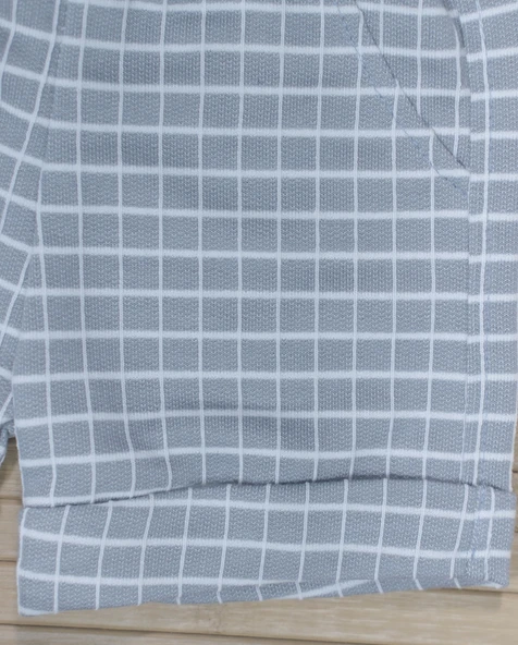 Köpek Baskılı Beyaz Tişört ve Gri Ekoseli Şort Takımı Gri - Resim 6