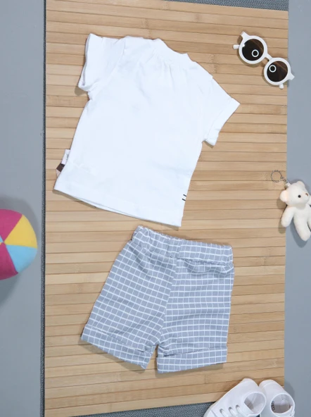 Köpek Baskılı Beyaz Tişört ve Gri Ekoseli Şort Takımı Gri - Resim 4