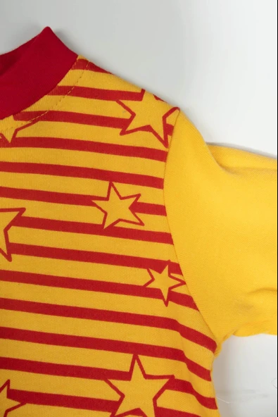 Yıldız Desenli Galatasaray Aslan Tulum ve Şapka Takımı Sarı Kırmızı - 3