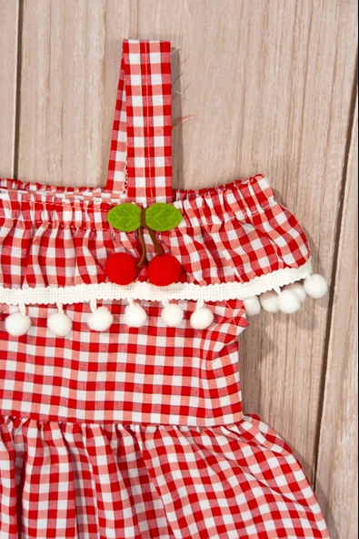 Kırmızı Beyaz Ekoseli Kız Yazlık Elbise Kiraz ve Ponpon Detaylı Askılı Model - 4