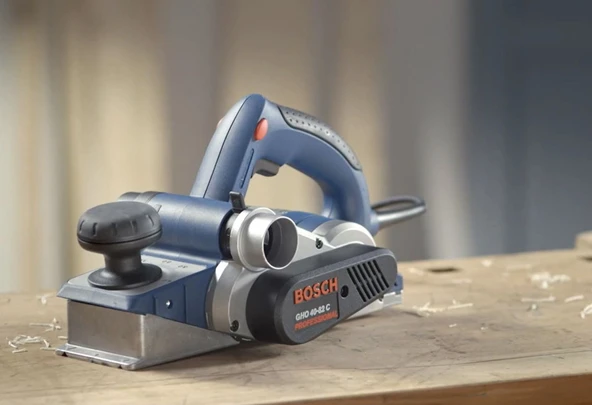 BOSCH GHO 40-82 Planya 850 Watt - 11