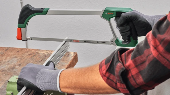 BOSCH Universal 300 mm Demir Testere Kolu (1600A02ZA8) - 8