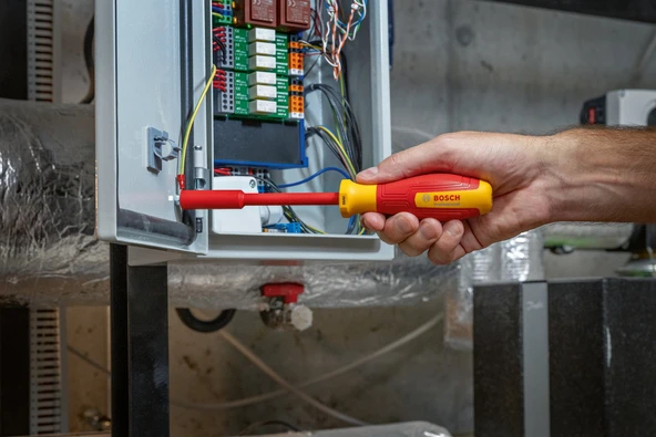 BOSCH Profesyonel İzoleli 1000 Volt 6 Parça Lokma Tornavida Takımı (1600A02NF3) - 4