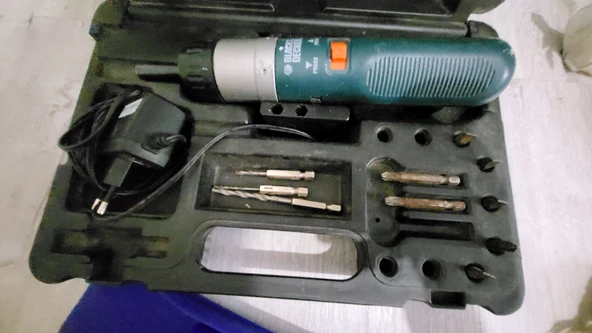 Black decker şarjlı vidalama el tipi ikinci el sağlam - 3
