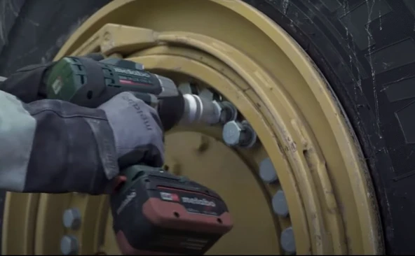 METABO SSW 18 LTX 1450 BL Somun Sıkma 18 Volt 5.5 Ah - 4