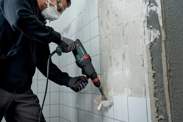 METABO KHE 2845 Q Kırıcı Delici 880 Watt 3.1 Kg - Resim 2