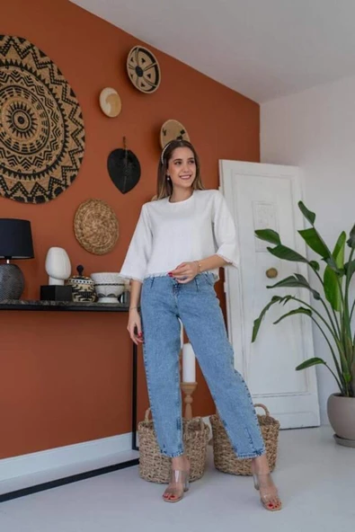Beyaz Püskül Detaylı Bluz - 2