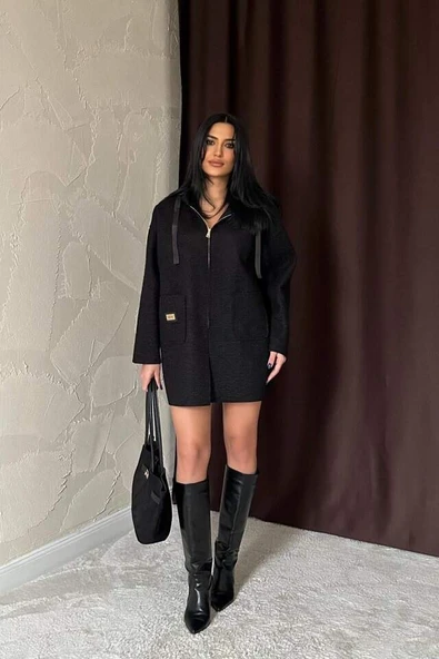 Siyah Armalı Kapşonlu Peluş Ceket - 3