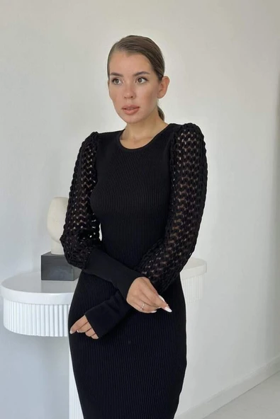 Siyah Kolları Örgülü Triko Elbise - 3