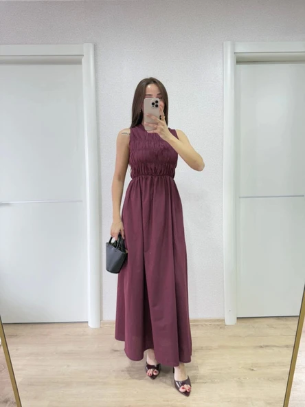 Kolsuz Göğüs Lastıklı Uzun Elbise - Bordo - 3