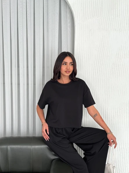 Osy Modal Yumuşak Dokulu Kumaş Bisiklet Yaka T-shirt Bol Paça Pantalon Ikili Takım -Siyah - 4