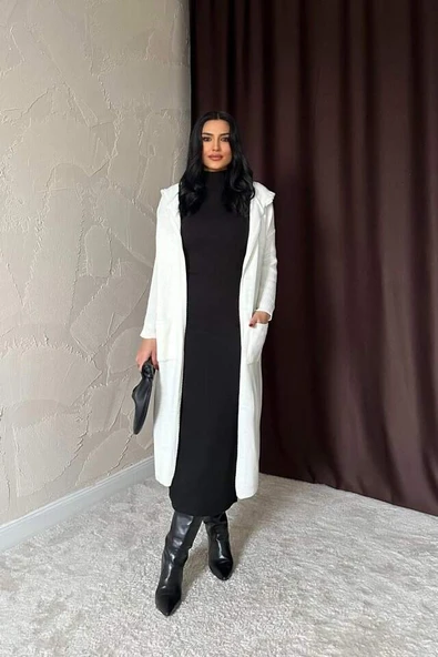 Beyaz Arkası Yazılı Hırka - 2