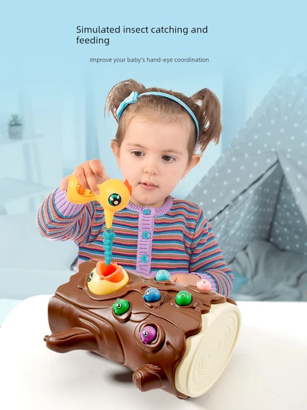 Ağaçkakan Bebek Besleme Oyunu - Büyük Direk + Yeşil Yumurta + 2 Ağaçkakan Çifti + 30 Sevimli Solucan Lüks Etkileşimli Versiyon - Resim 4