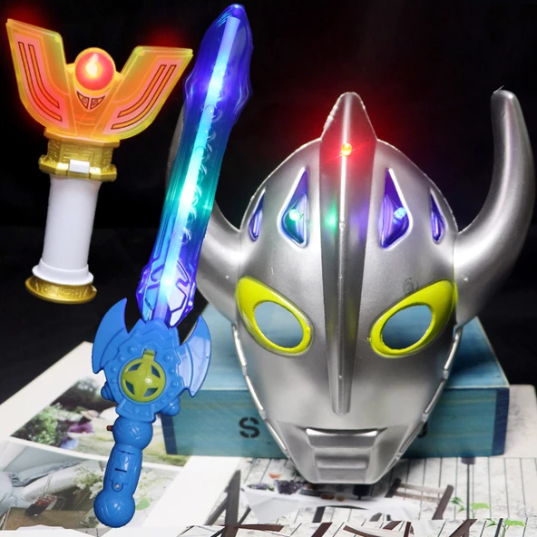 Işıldak Altın Syro Ultraman Aksiyon Figürü - Geri Çekilebilir Kılıçlı - 4
