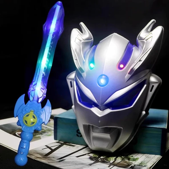 Işıldak Gümüş Cyro Ultraman Aksiyon Figürü - Kılıçlı