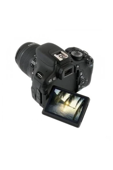 Canon Eos 600d + 18-55mm Lens