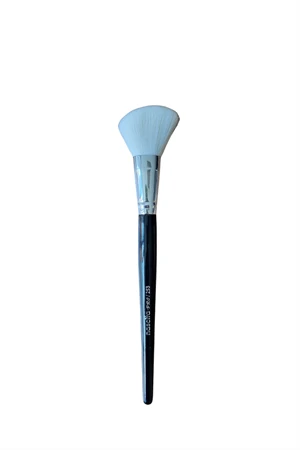 Nascita Profesyonel Oval Yapılı Kapatıcı Fırçası 136+3d Kabuki Fondöten Fırçası 0150+253 Allık Fırçası Set Sünger Hediyeli - 5